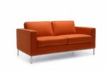 Набор мягкой мебели myTURN SOFA в зоне ожидания офиса Набор мягкой мебели myTURN SOFA в зоне ожидания офиса