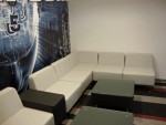 Модульная система мягкой мебели WALL IN в холле офиса для ожидания и отдыха Модульная система мягкой мебели WALL IN в холле офиса для ожидания и отдыха